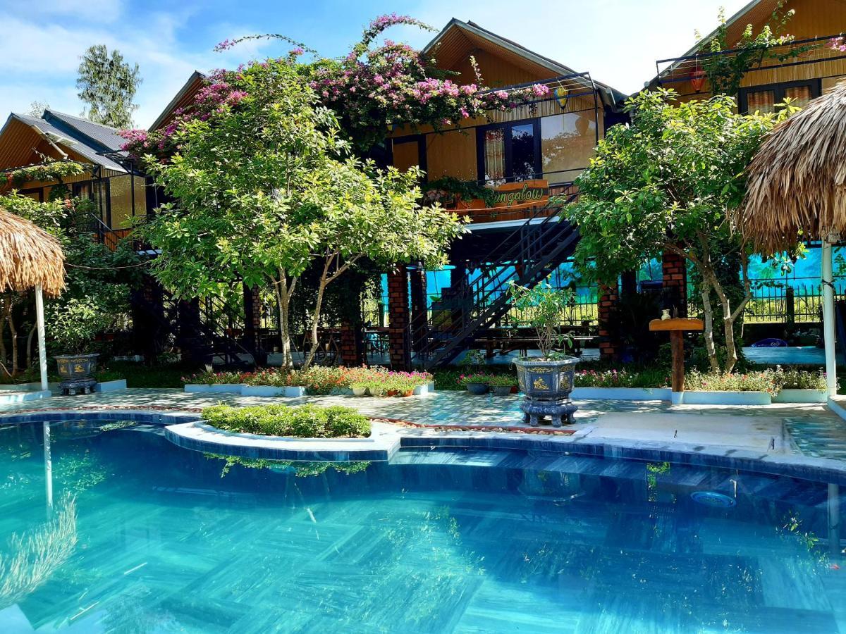 Phong Nha Bolero Bungalow Bagian luar foto