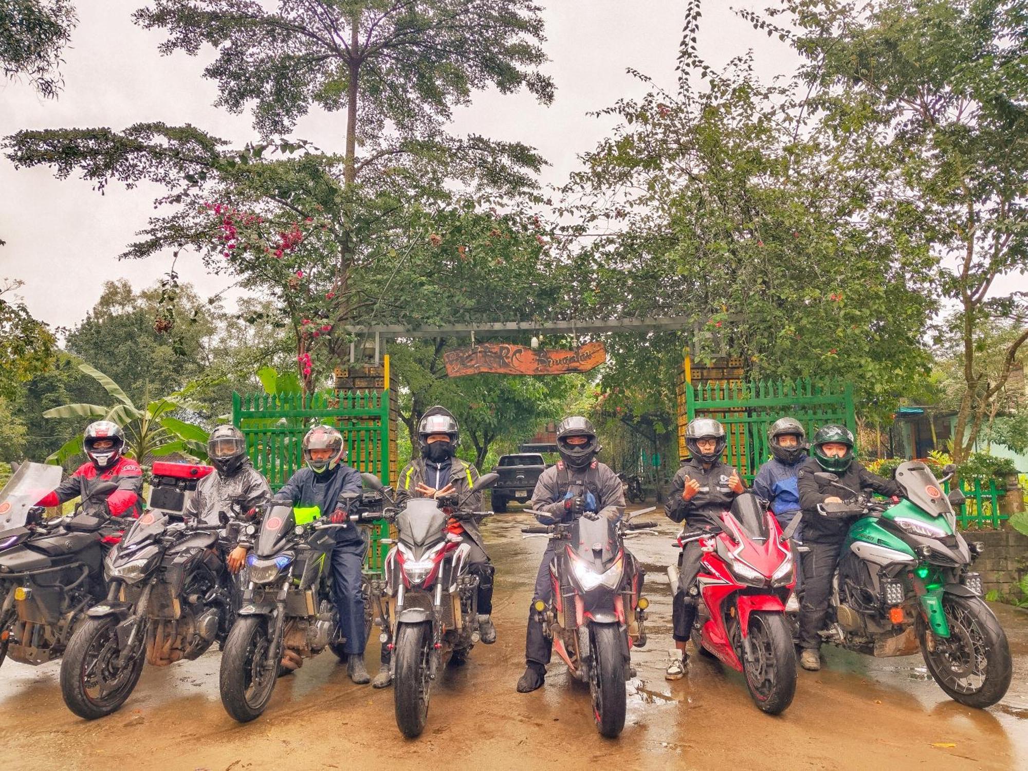 Phong Nha Bolero Bungalow Bagian luar foto