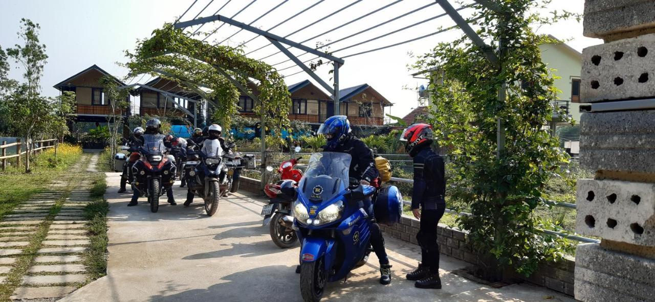 Phong Nha Bolero Bungalow Bagian luar foto