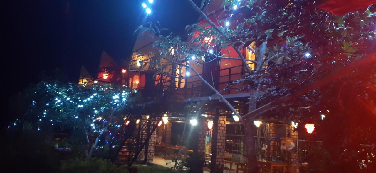 Phong Nha Bolero Bungalow Bagian luar foto